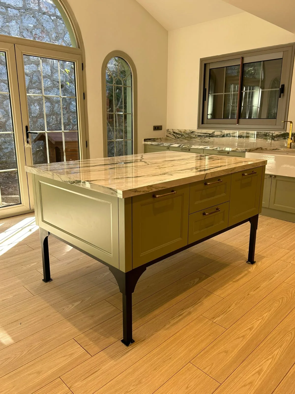 Modern Mutfak ve Ada Tasarımımız